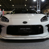 ARTISAN SPIRITS：GR 86のエアロパーツやハリアー、レクサスカスタムカーを展示…東京オートサロン2022