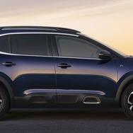 シトロエン C5 エアクロス SUV 改良新型のPHV