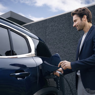 シトロエン C5 エアクロス SUV 改良新型のPHV