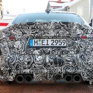 BMW M4 CSL 開発車両（スクープ写真）