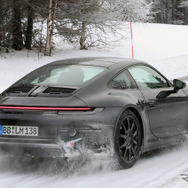 ポルシェ 911 改良新型プロトタイプ（スクープ写真）