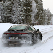 ポルシェ 911 改良新型プロトタイプ（スクープ写真）