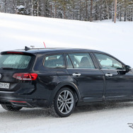 VW パサート 次期型プロトタイプ（スクープ写真）