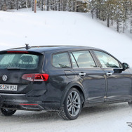 VW パサート 次期型プロトタイプ（スクープ写真）