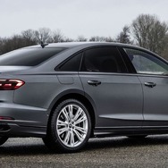 アウディ A8 改良新型