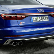 アウディ S8 改良新型