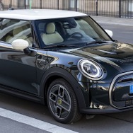 MINI クーパー SE 改良新型の「Resolute Edition」