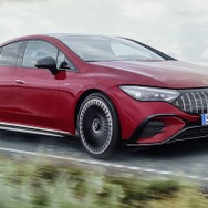 メルセデスAMG EQE 43 4MATIC