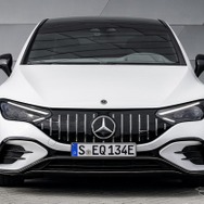 メルセデスAMG EQE 53 4MATIC +