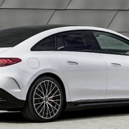 メルセデスAMG EQE 53 4MATIC +