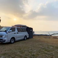 車に連結できるテント『CARSULE Plus』