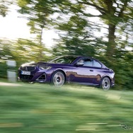 BMW 2シリーズクーペ：M240i xDrive