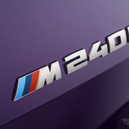 BMW 2シリーズクーペ：M240i xDrive