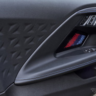BMW 2シリーズクーペ：M240i xDrive
