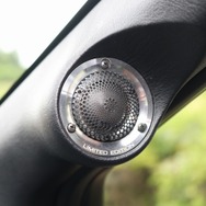 ツイーターにはモレルの38th ANNIVERSARY LIMITED EDITIONをチョイス。お気に入りの艶やかな高域を再生するユニットだ。