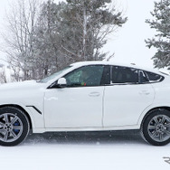 BMW X6 改良新型プロトタイプ　スクープ写真