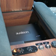 car audio newcomer！  トヨタ ハイエース（オーナー：佐藤貴志さん）　by　アークライド　後編