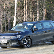VW パサート 次期型プロトタイプ（スクープ写真）