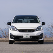 Honda フィット e:HEV Modulo X