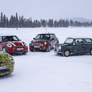 MINI ハッチバック 次期型のEVプロトタイプと歴代モデル