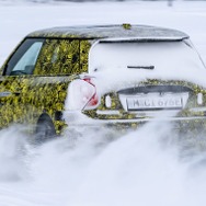 MINI ハッチバック 次期型のEVプロトタイプ
