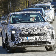 アウディ Q5 次期型プロトタイプ（スクープ写真）