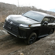 レクサス LX600 OFFROAD