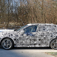 「M140i」復活か？BMW 1シリーズ 高性能モデルのプロトタイプ（スクープ写真）