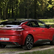 DS 4 PHEV（プルミエール・エディション）