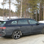 VW パサート 次期型プロトタイプ（スクープ写真）