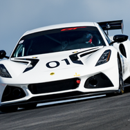 ロータス・エミーラ GT4