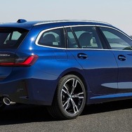 BMW 3シリーズ・ツーリング 改良新型のPHV「330e」
