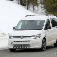 VW キャディ PHEV プロトタイプ（スクープ写真）