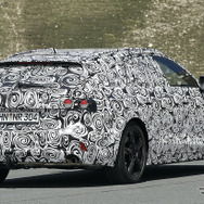 アウディ A4アバント 次期型プロトタイプ　（スクープ写真）