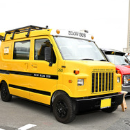 左ハンドルのホンダ フィット！ US仕様で雰囲気激変…34th MOONEYES Street Car Nationals