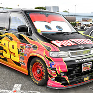 個性的な装いアメリカンワンボックスが面白い！…34th MOONEYES Street Car Nationals