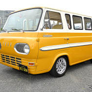個性的な装いアメリカンワンボックスが面白い！…34th MOONEYES Street Car Nationals