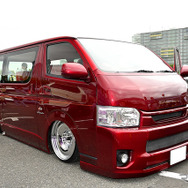 個性的な装いアメリカンワンボックスが面白い！…34th MOONEYES Street Car Nationals