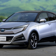 トヨタ C-HR 次期型予想CG