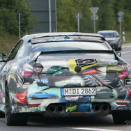 BMW M4 3.0 CSL オマージュ プロトタイプ（スクープ写真）