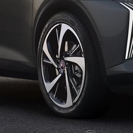 DS 7 改良新型