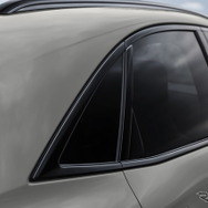 DS 7 改良新型の「E-TENSE 4x4 360」