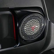ピアノブラック＆オレンジが個性的…ホンダ オデッセイ 前編［インストール・レビュー］