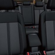VW Tロック TSI アクティブ シート（チタンブラック/セラミック）