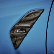 BMW M3 ツーリング の「Mパフォーマンスパーツ」装着車