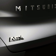 三菱 ASX ティザーイメージ