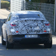 メルセデス AMG GLC 43/53 クーペプロトタイプ（スクープ写真）
