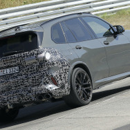 BMW X5M 改良新型プロトタイプ（スクープ写真）