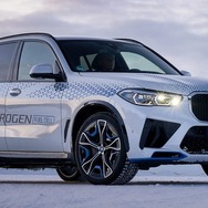 BMW iX5 ハイドロジェン のプロトタイプ
