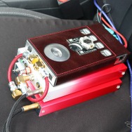 DAPの高音質化にも余念が無いオーナーの佐藤さん。現在メイン機として使っているのは高音質で評価されるコードのHugo2goだ。